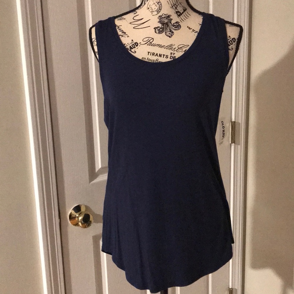 Old Navy tank!